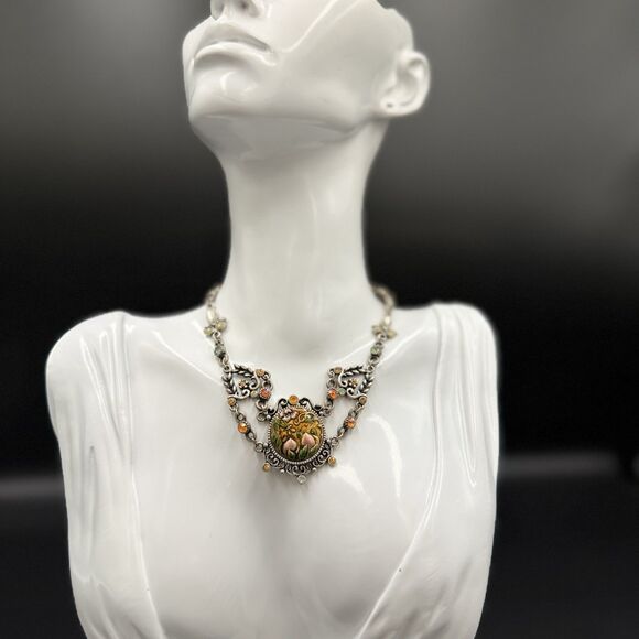 Vintage 1980s Victorian Style Studded Gemstone Elegant Necklace - Picture 4 of 4